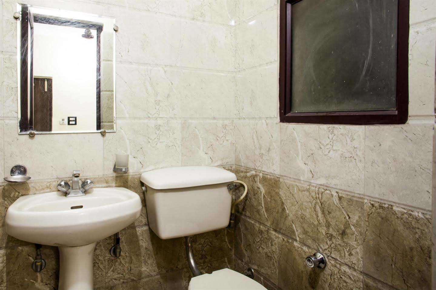 Hotel Gs Paradise Амритсар Екстериор снимка